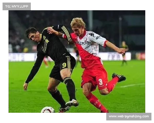 乌德勒支主场迎战PSV埃因霍温，荷甲榜首客场火力强劲